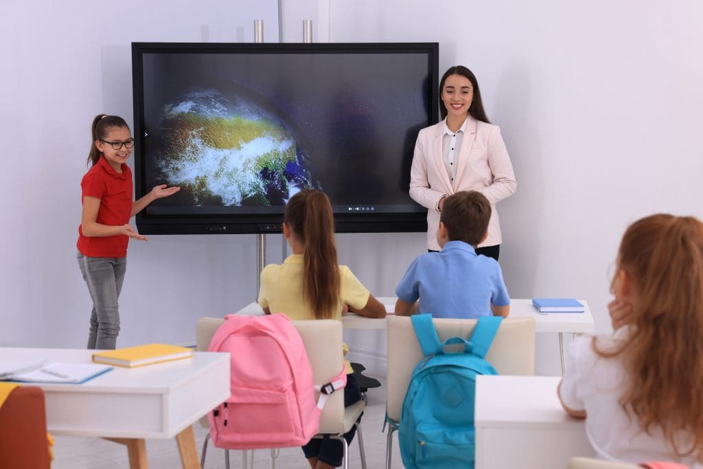 What are some easy-to-use classroom video technologies for beginners? faq - CampusTech